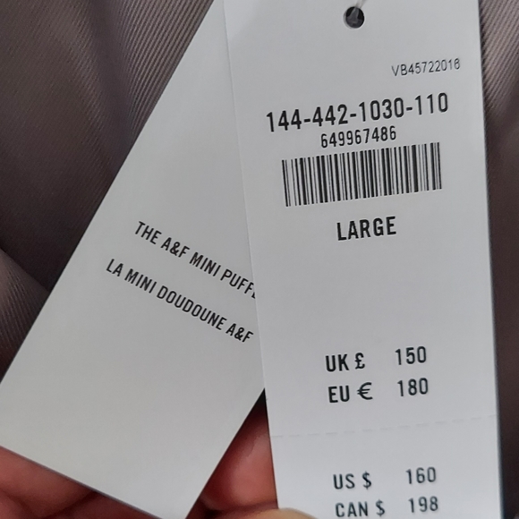 Women's A&F Mini Puffer Coat - Picture 3 of 3